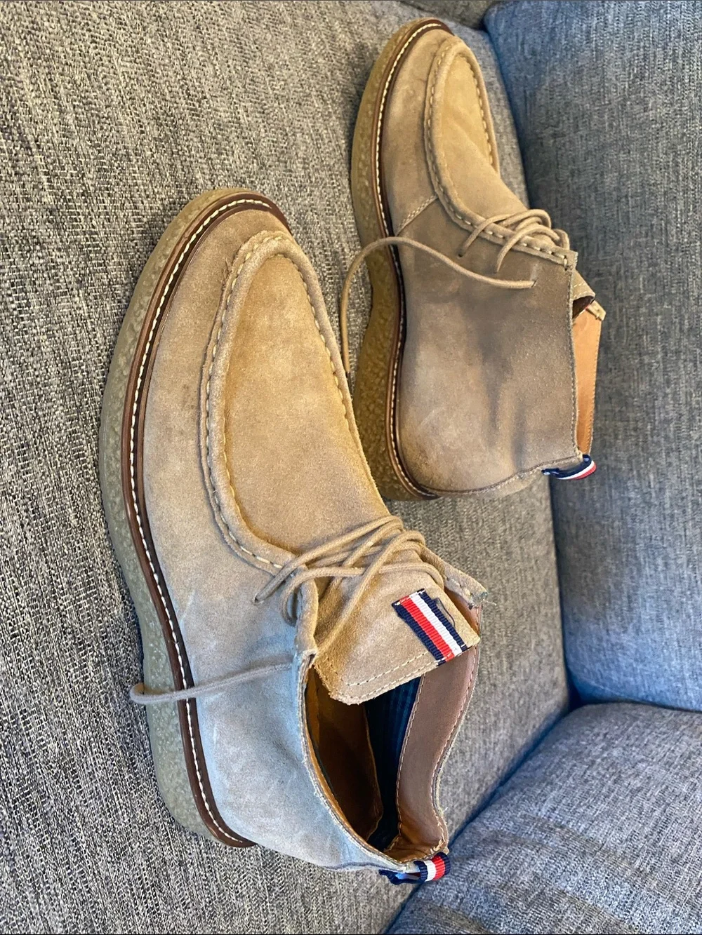 Tommy Hilfiger Men's Light Tan Suede Chukka Boots